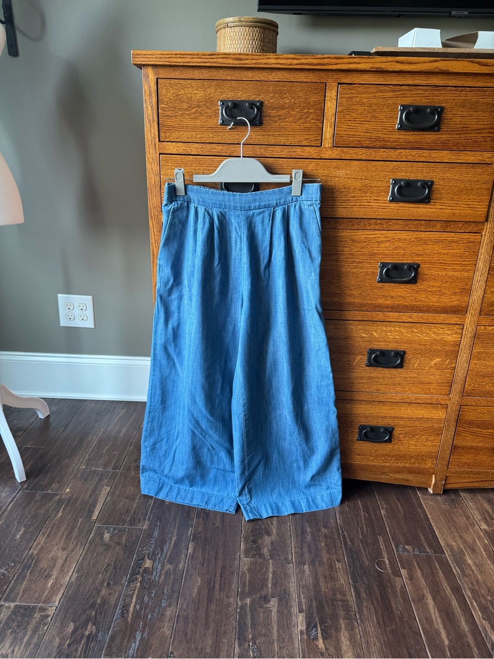 Jcrew women's chambray cropped trouser with elastic waist